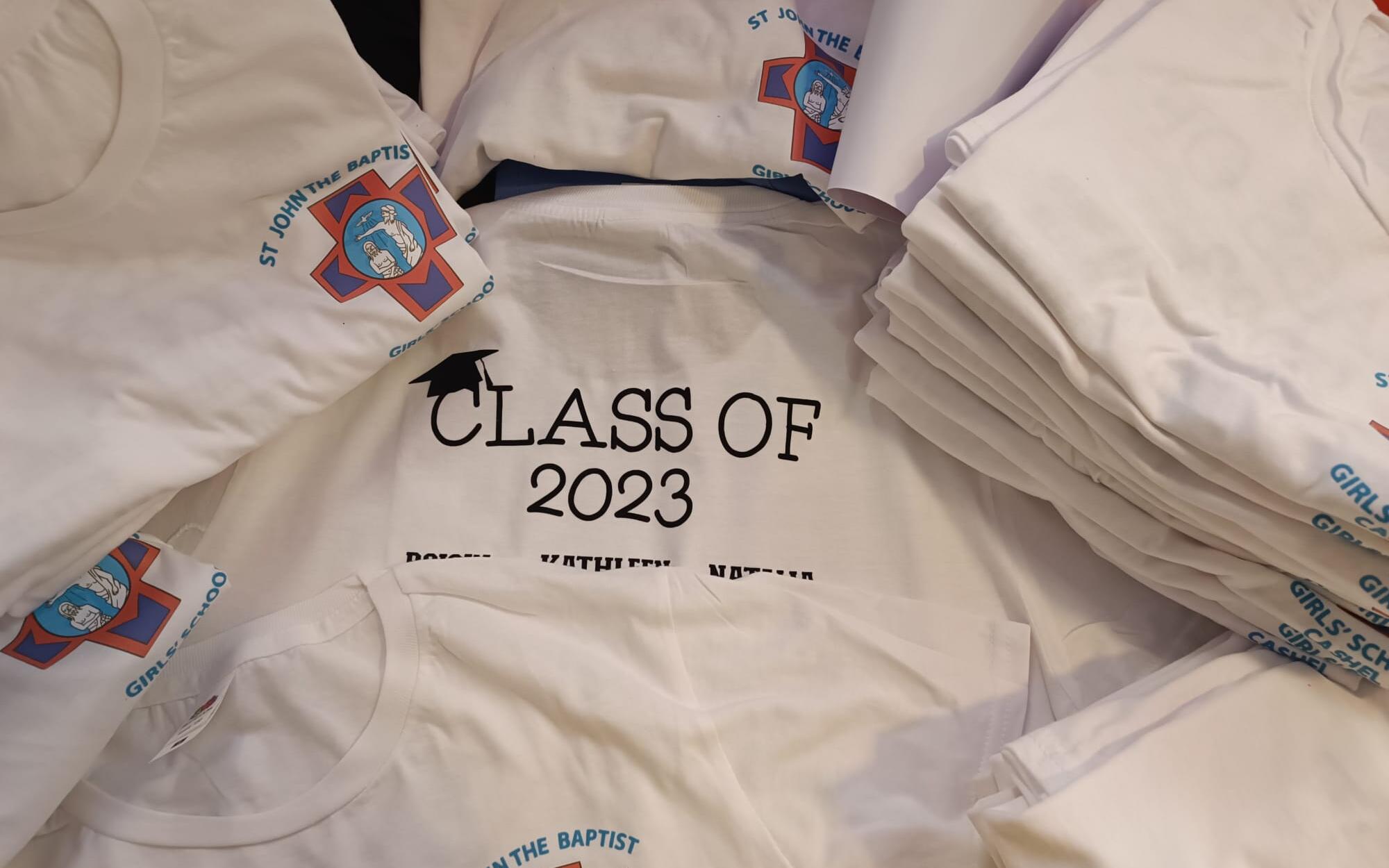 Bulk order of end of year school t-shirts